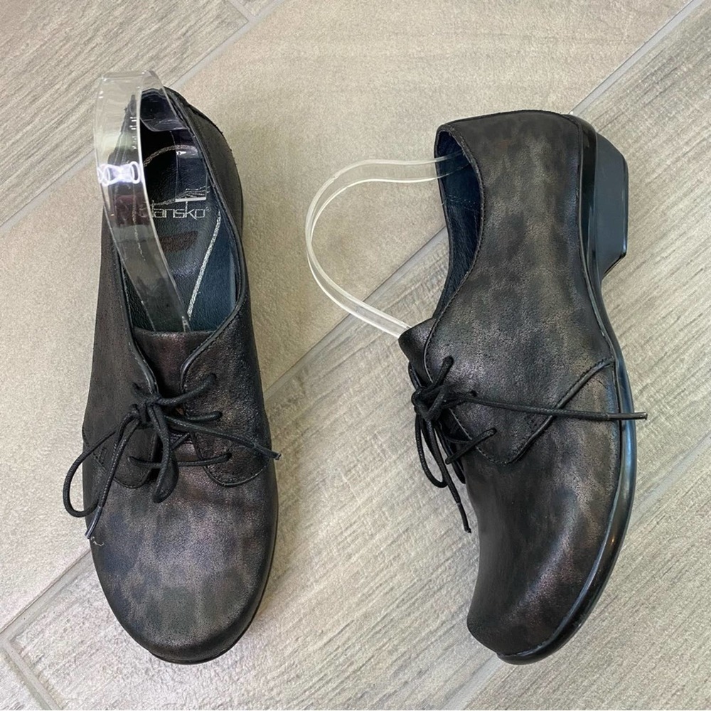 Dansko Lace up Leopard Oxford Comfort Shoes Size 9.5
